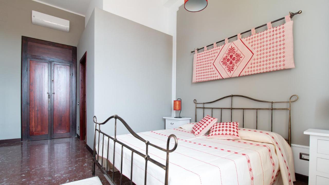 Sardinianworld - Cocco E Dessi Home 奥里斯塔诺 外观 照片