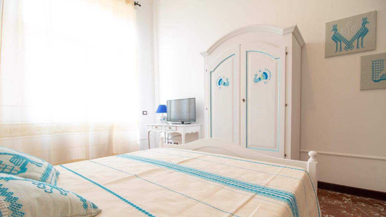 Sardinianworld - Cocco E Dessi Home 奥里斯塔诺 外观 照片